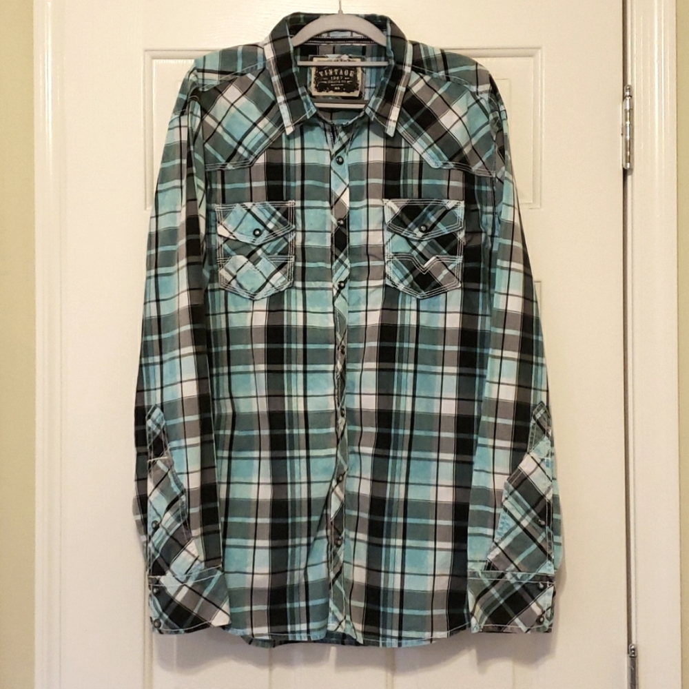 2 BKE Buckle Vintage button down size XL, 1 L